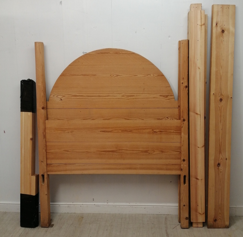 solid pine quality four poster bed frame