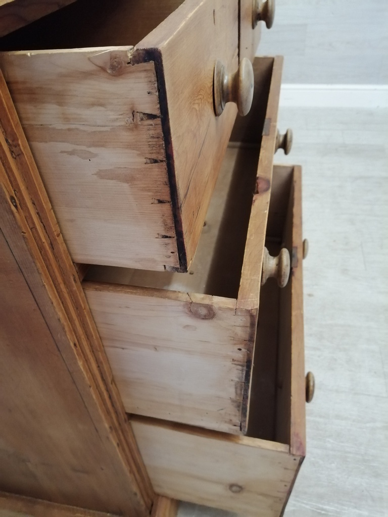OLD PINE CHEST OF four DRAWERS