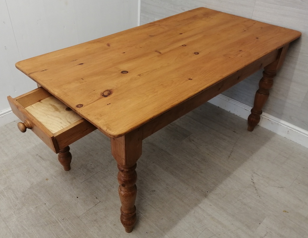 SOLID PINE DINING TABLE WITH DRAWER