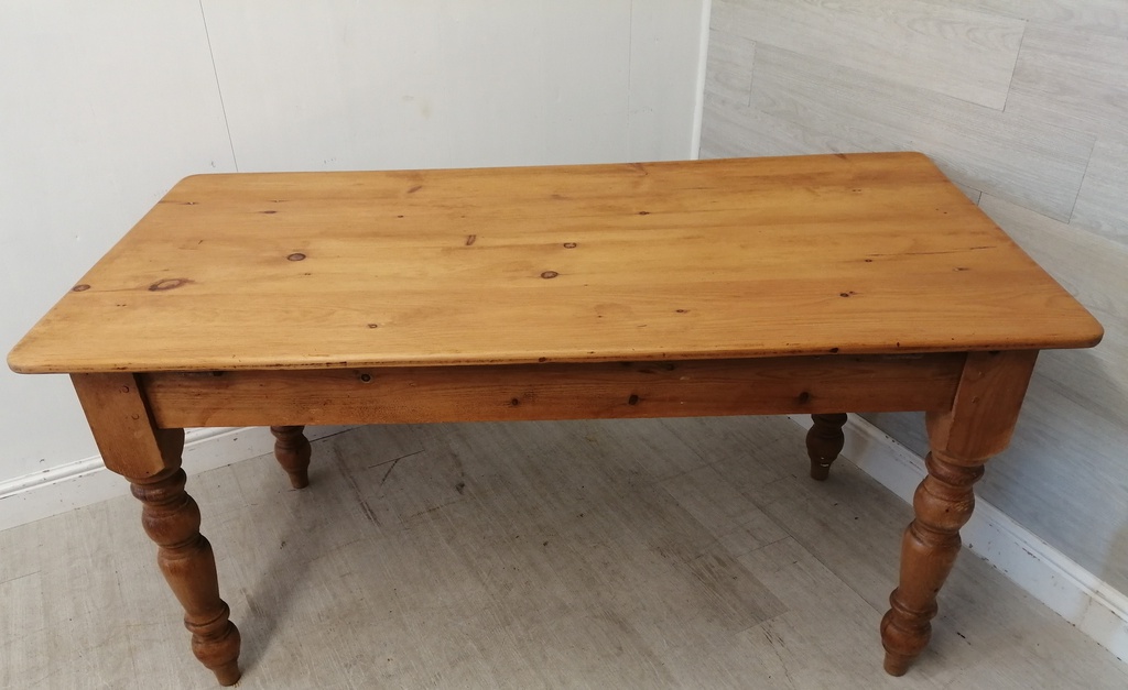 SOLID PINE DINING TABLE WITH DRAWER