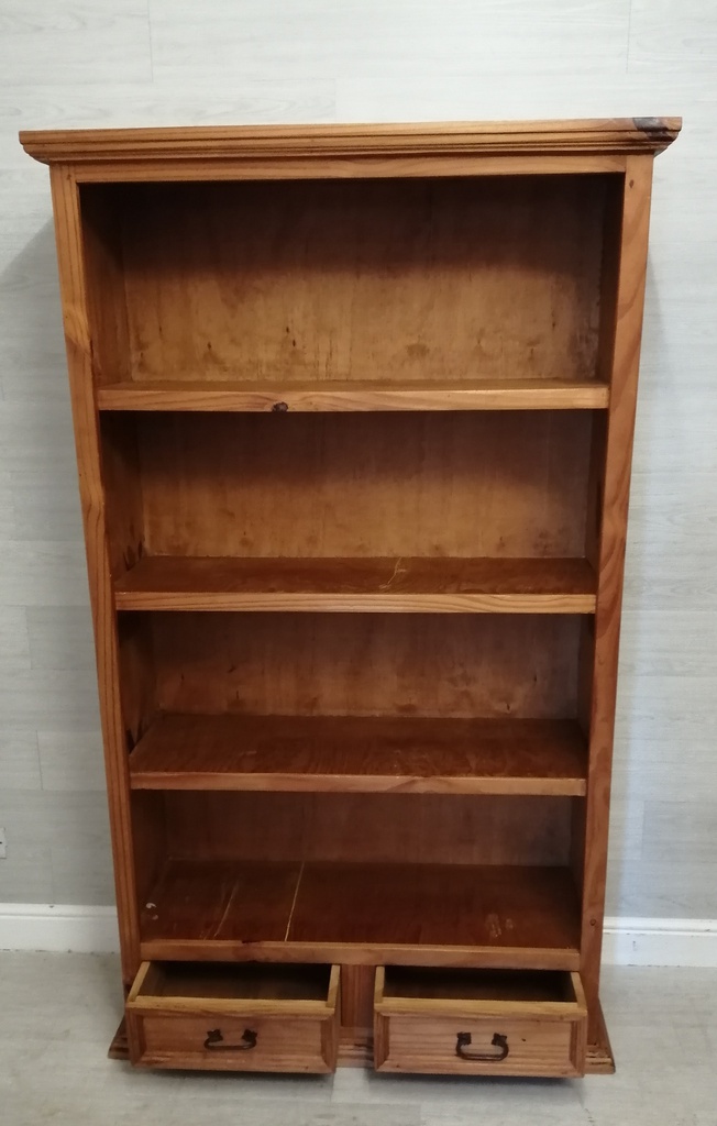 QUALITY MEXICAN PINE BOOKCASE