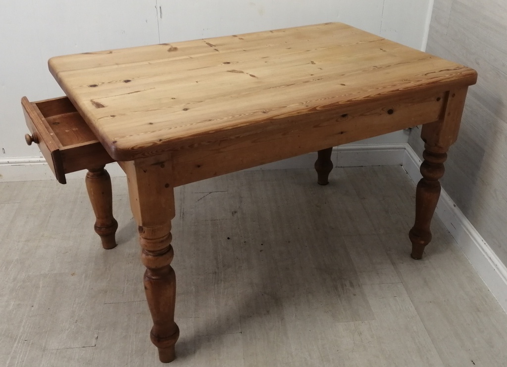 SOLID PINE DINING TABLE WITH DRAWER