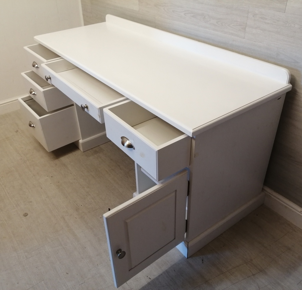 Modern White  desk