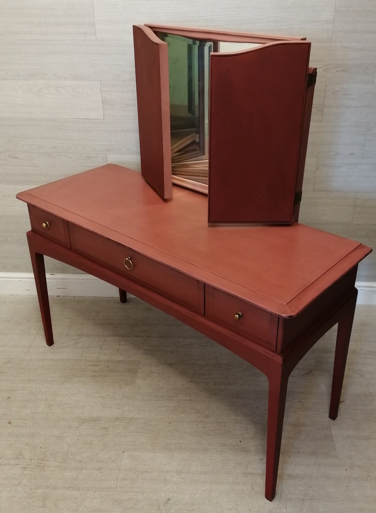 STAG faded blush DRESSING TABLE