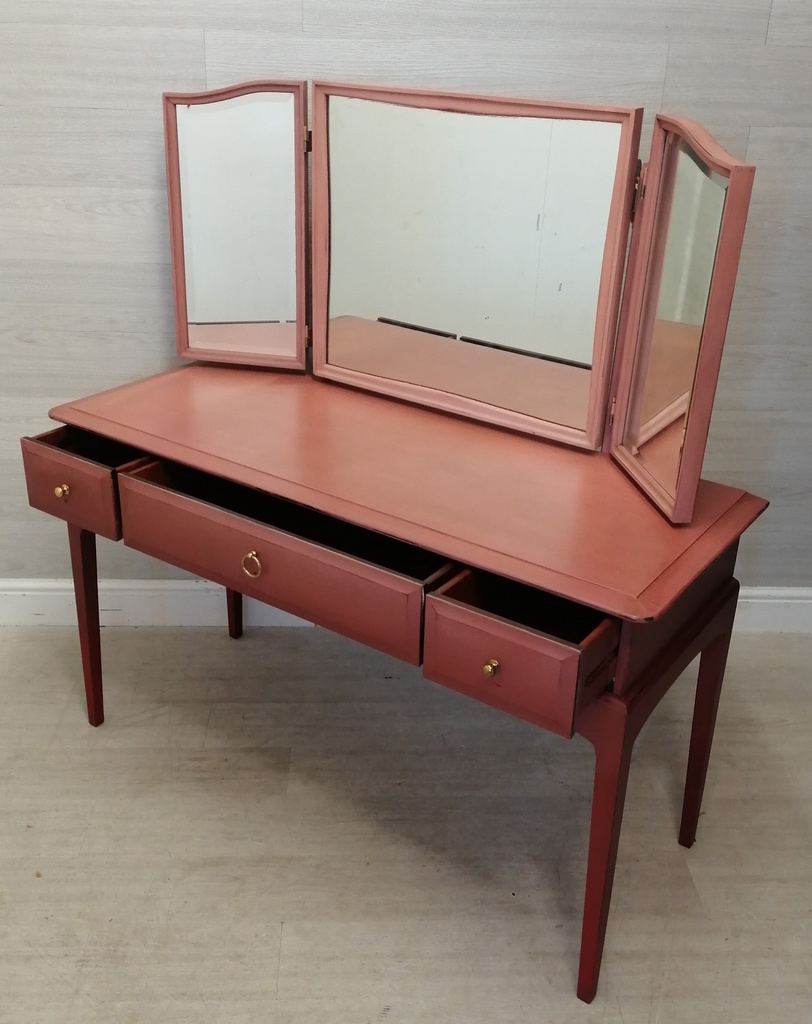 STAG faded blush DRESSING TABLE