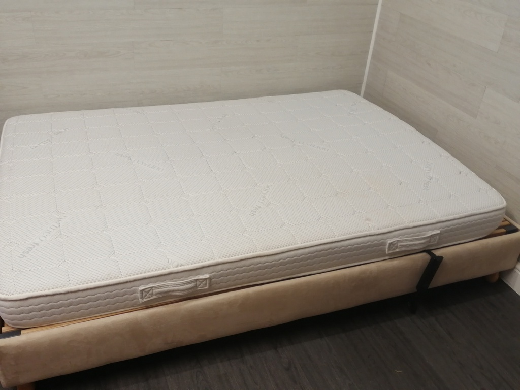 4FT6&quot; ADJUSTABLE OAKDALE ELECTRIC BED