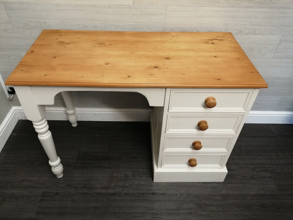 pine painted dressing /desk