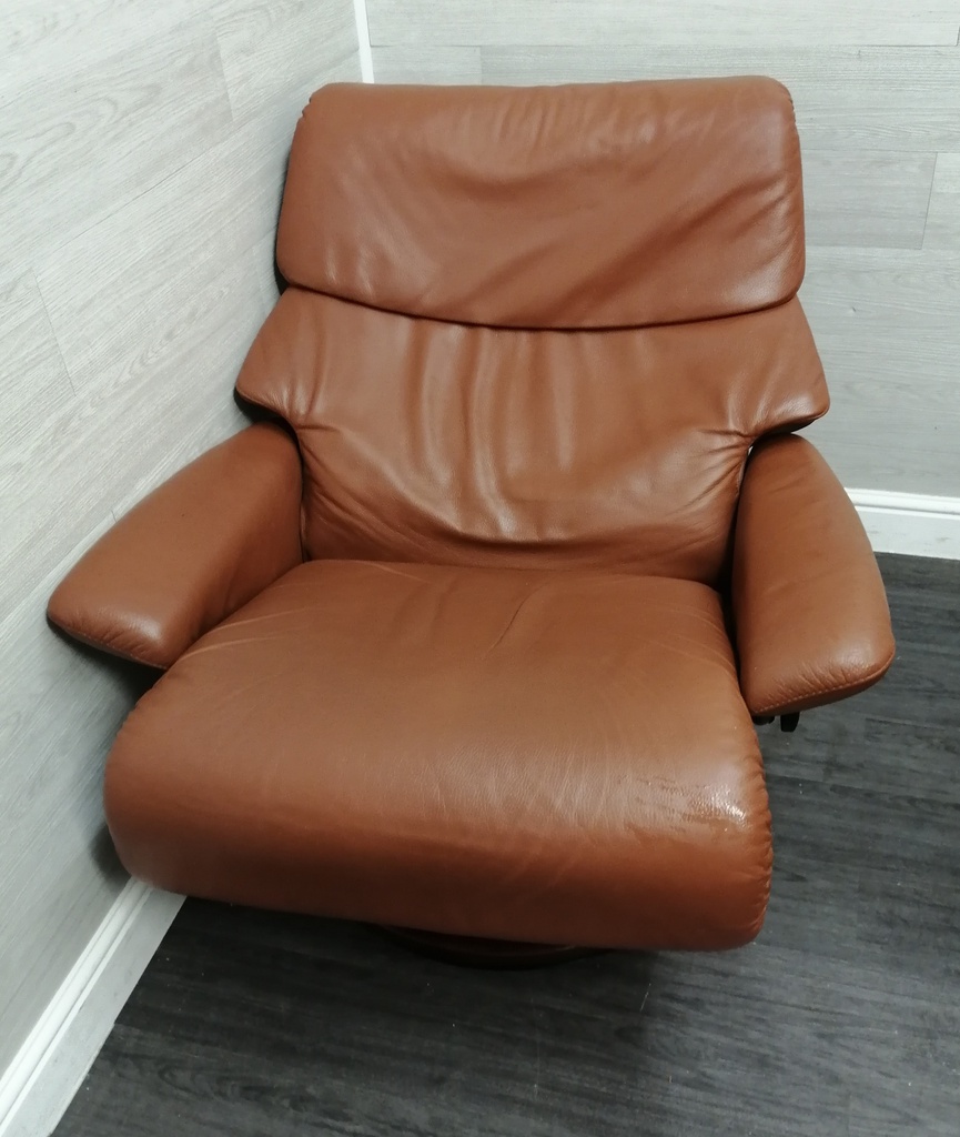 STRESSLESS dark tan Leather Recliner armChair