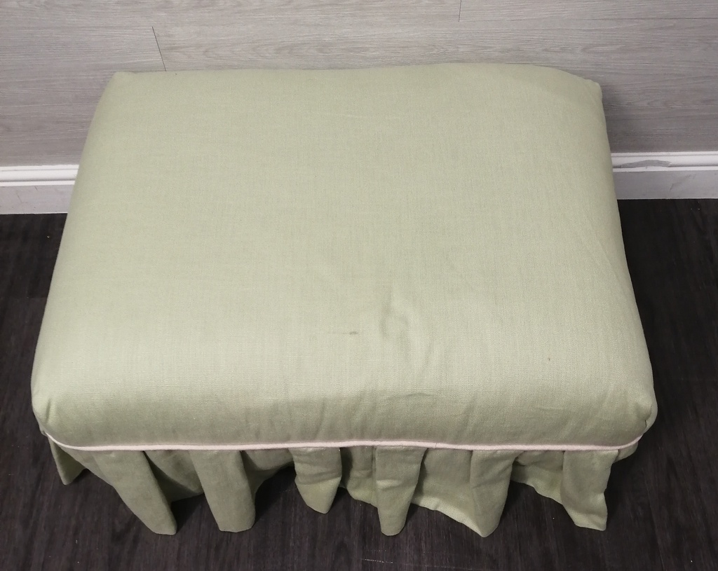 apple cream footstool