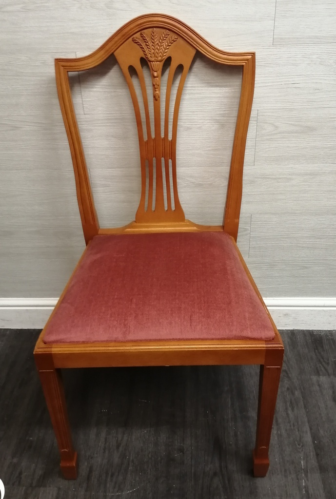 classic repro yew  EXTENDING TABLE AND 6 CHAIRS