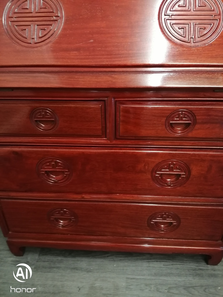 lovely Oriental Style BUREAU