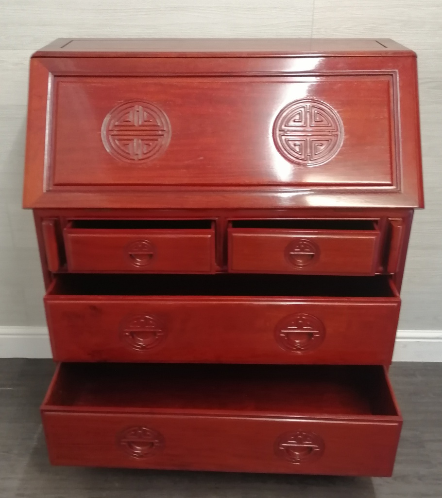 lovely Oriental Style BUREAU