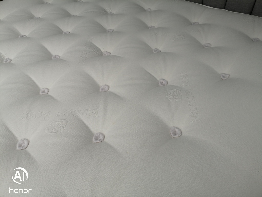 Stunning manor rose large supking mattress divan &amp; headboard set