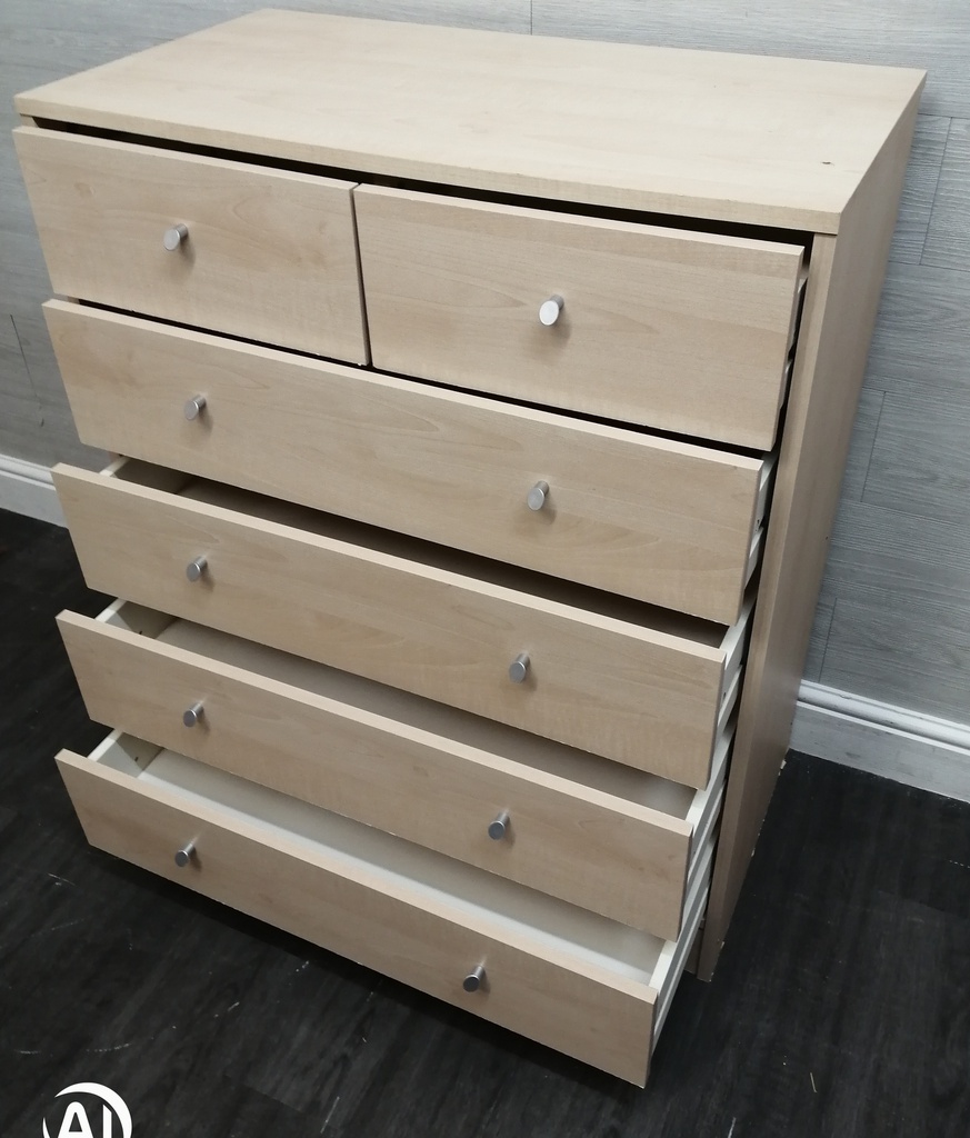 chest of six drawers