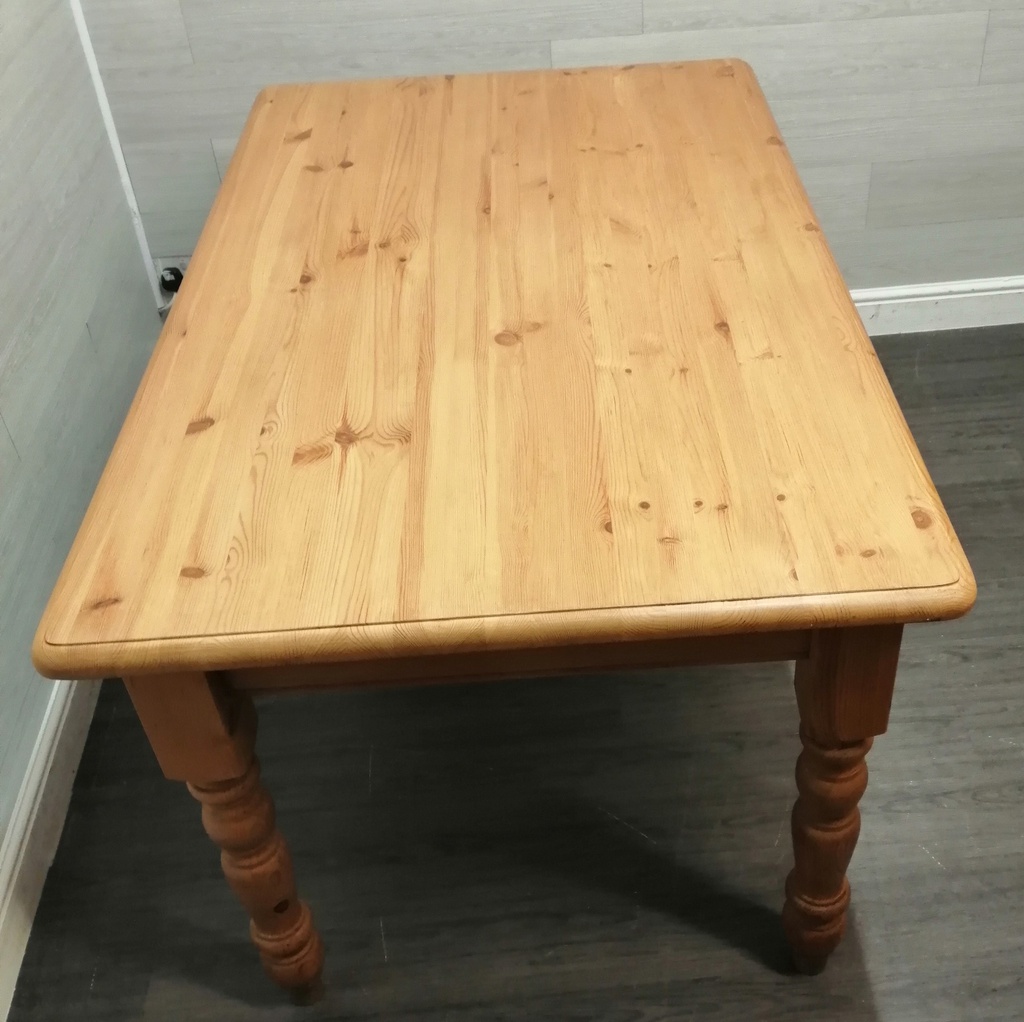 5FT SOLID PINE DINING TABLE