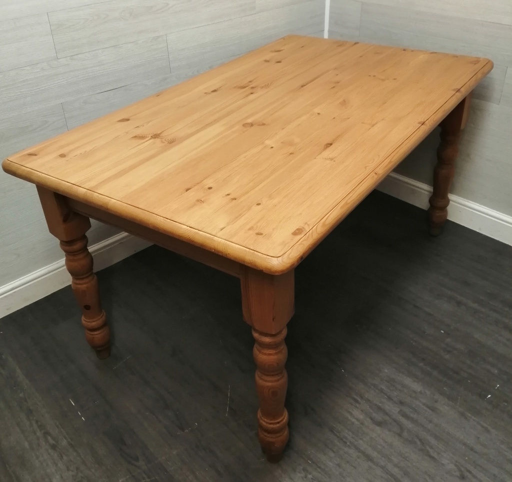 5FT SOLID PINE DINING TABLE