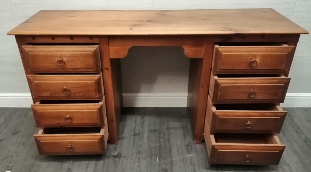 quality rustic pine dressing desk