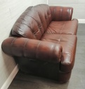 BROWN LEATHER CHESTERFIELD STYLE three peice suite