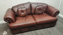 BROWN LEATHER CHESTERFIELD STYLE three peice suite