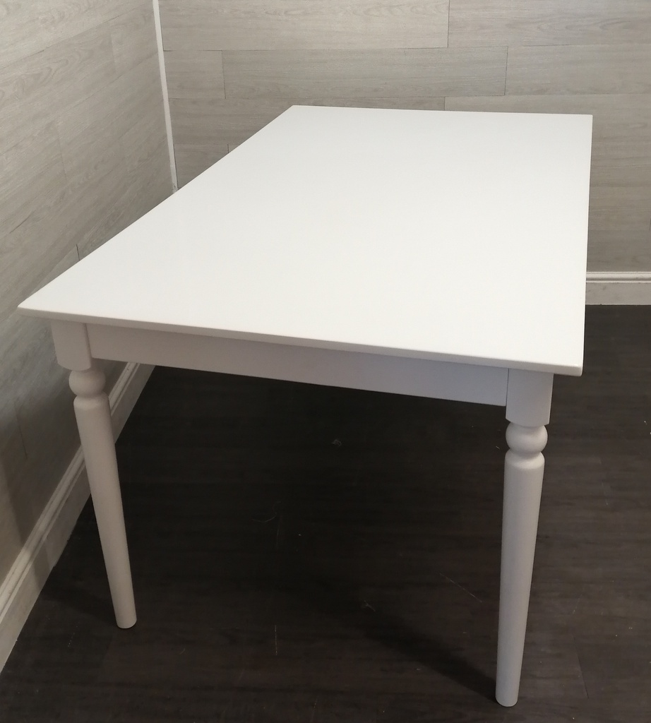 lovely white extending table