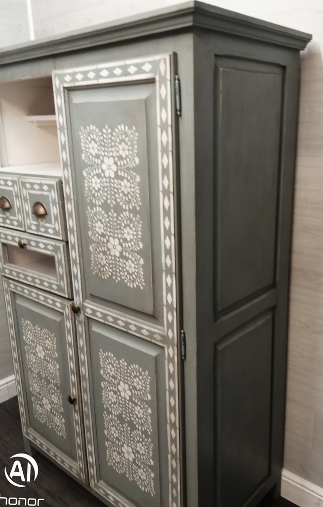 lovely painted combi wardrobe