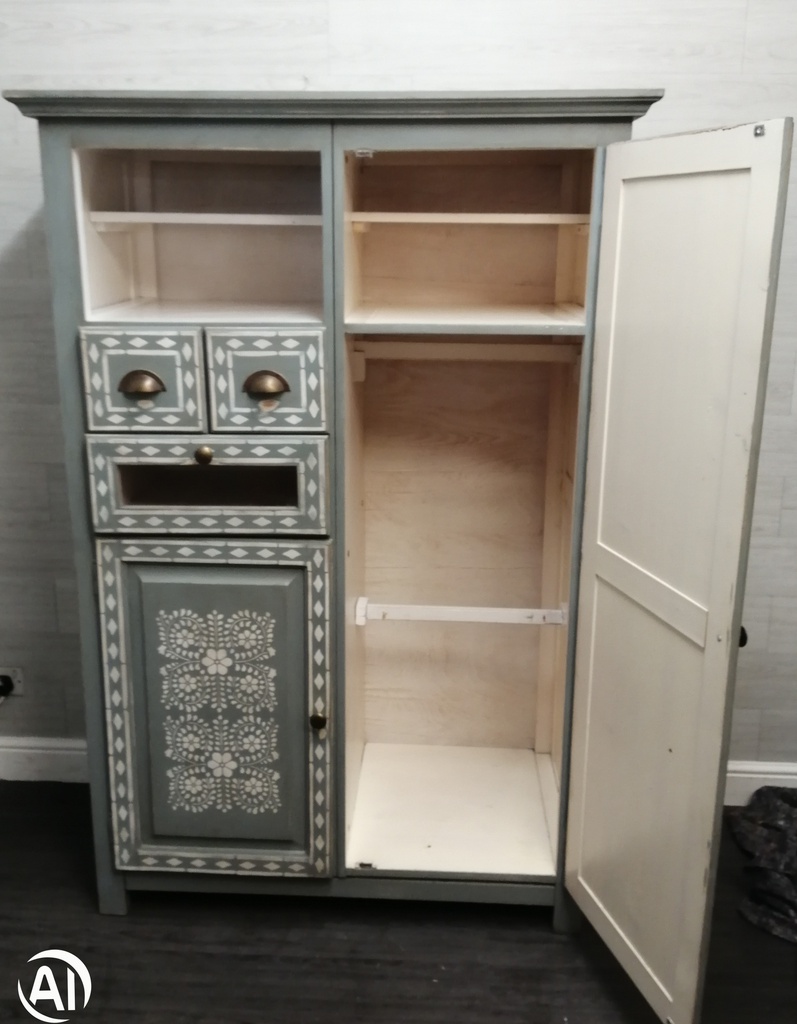 lovely painted combi wardrobe