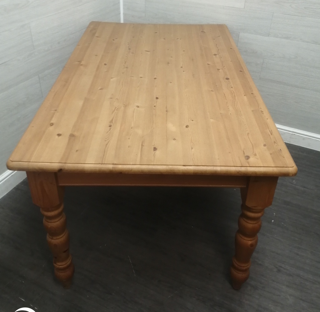 5FT SOLID PINE DINING TABLE