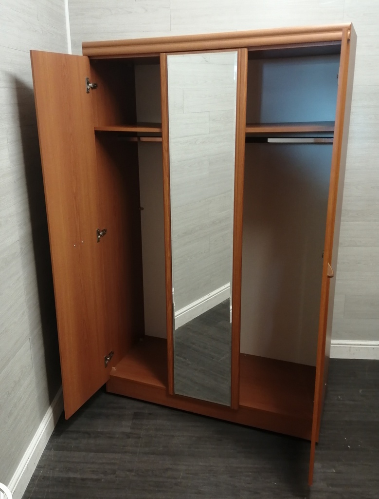 ALSTONS  melford triple Wardrobe with Mirror