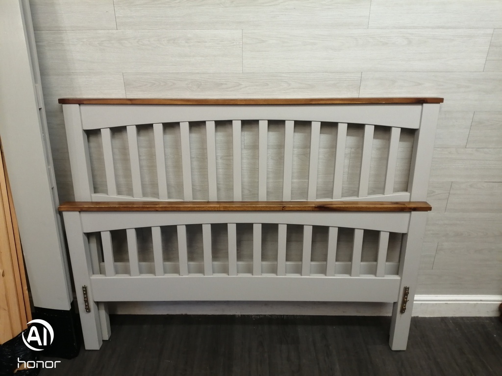 4ft6&quot; grey Shaker Style Bed Frame