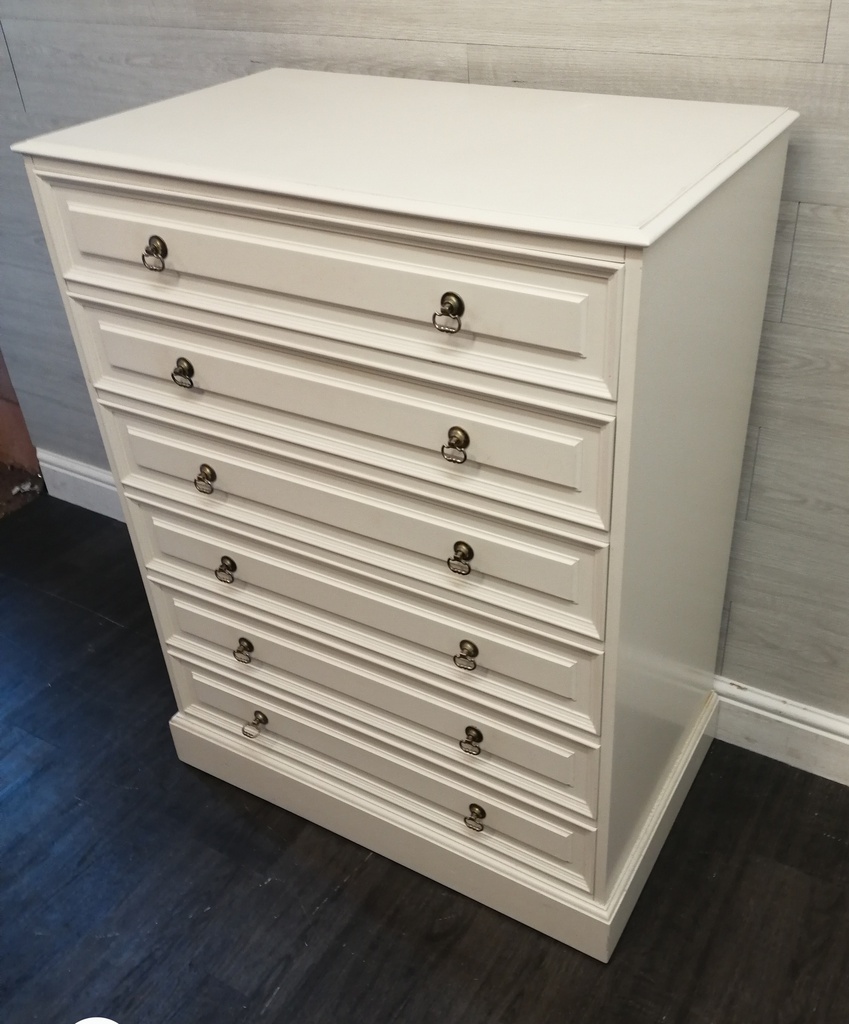 WHITE CHEST OF SIX DRAWERS