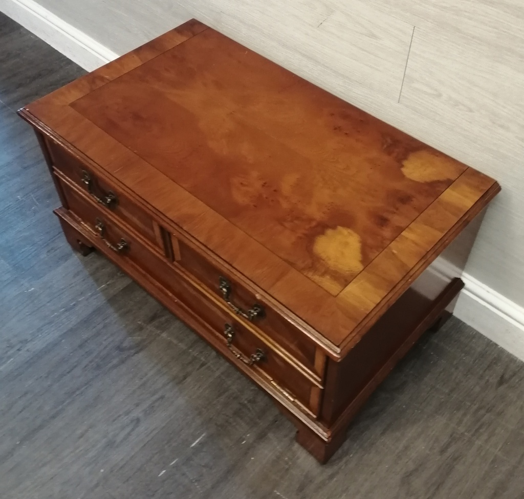 Repro mahogany TV stand