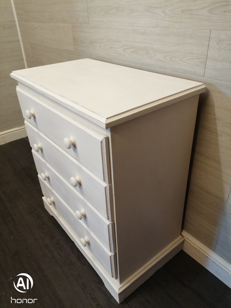 Pine chalk white four Drawer Chest