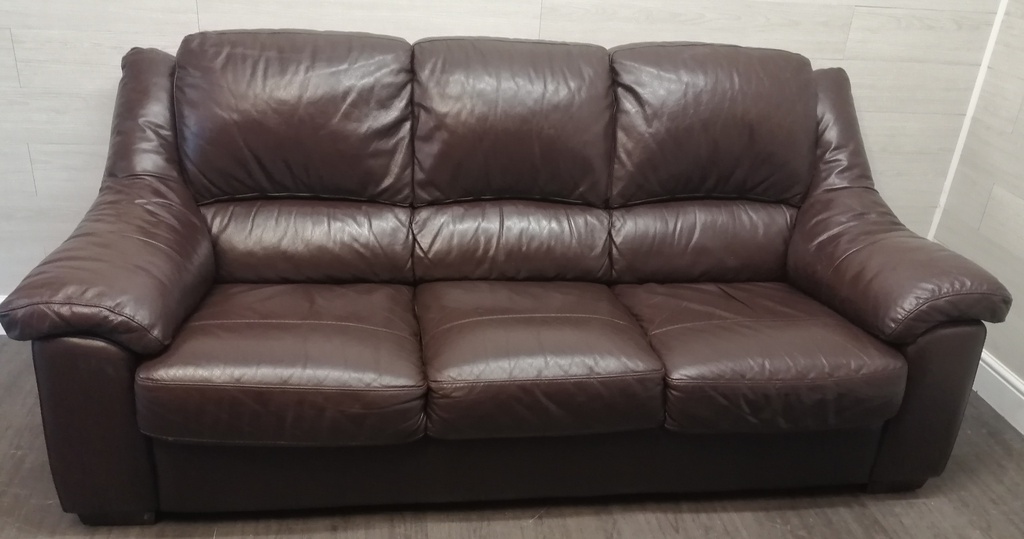 brown leather three peice suite