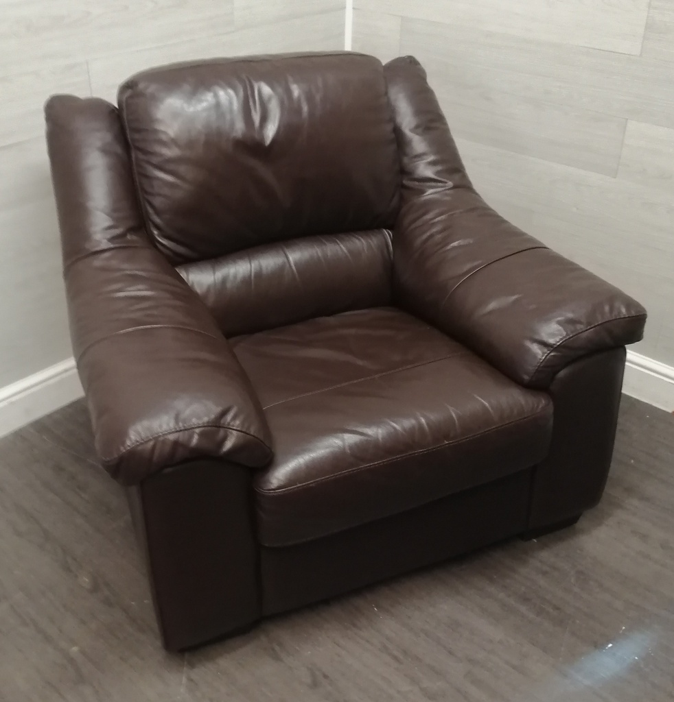 brown leather three peice suite