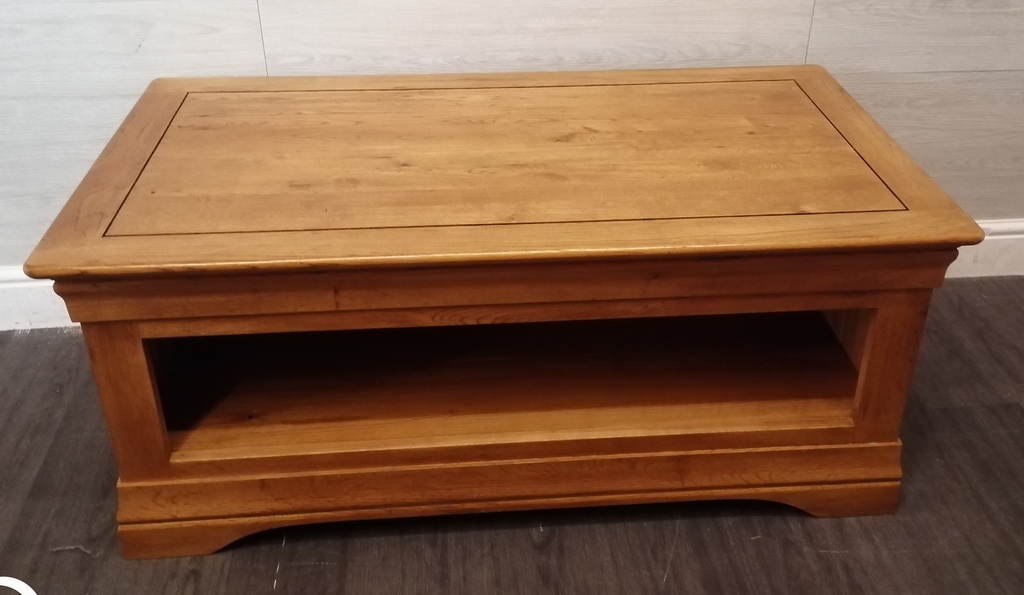 lovely oak coffee table or tv stand