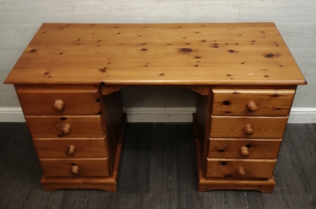 Pine eight Drawer Dressing Table / Desk