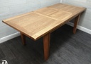 quality OAK EXTENDING DINING TABLE