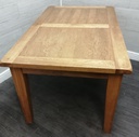 quality OAK EXTENDING DINING TABLE