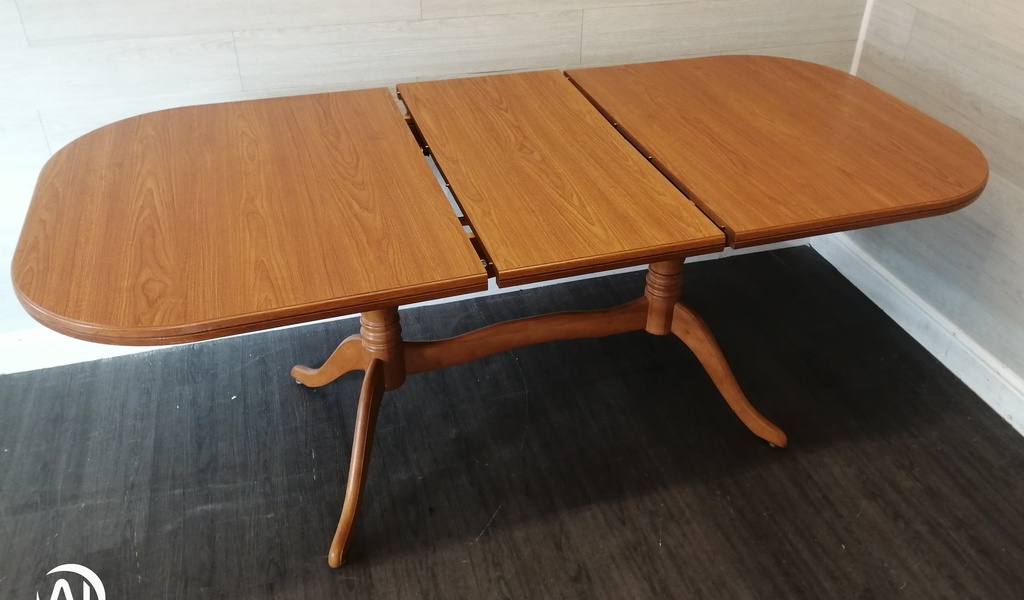 Caxton EXTENDING TABLE AND 4 CHAIRS