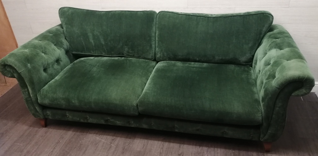 stunning green velvet style sofa