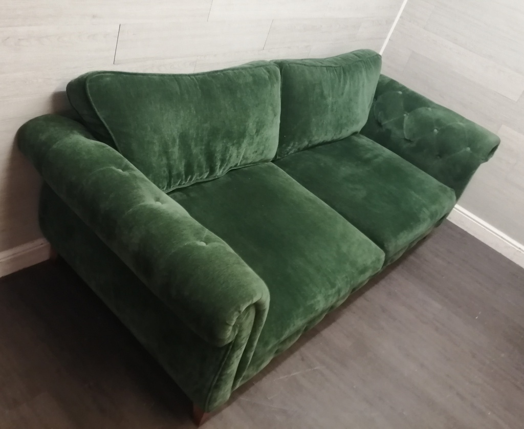 stunning green velvet style sofa