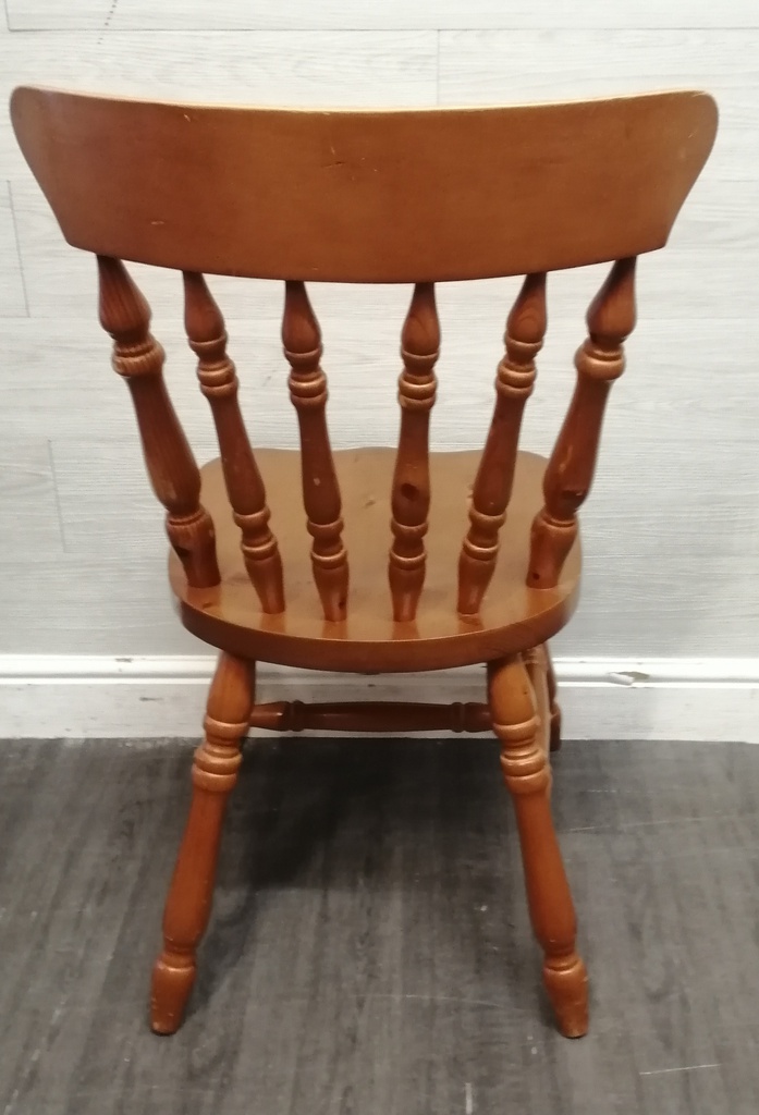 spindle back dining chair