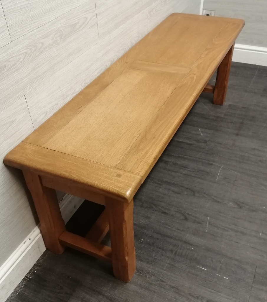 quality  oak bench