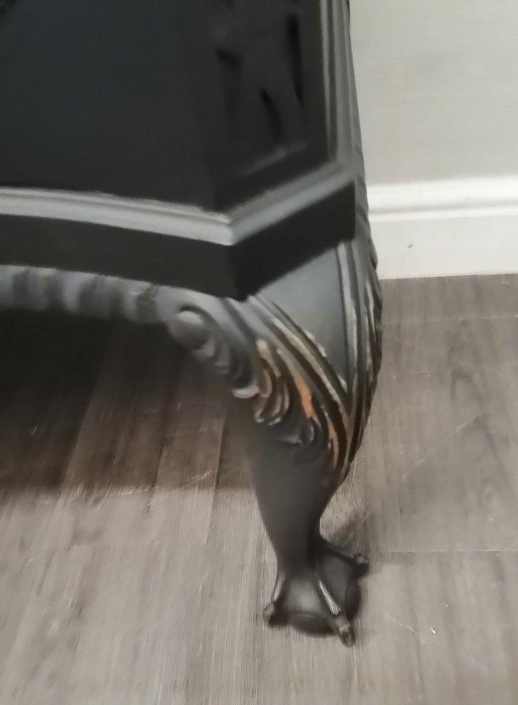 Lovely painted  sidebaord