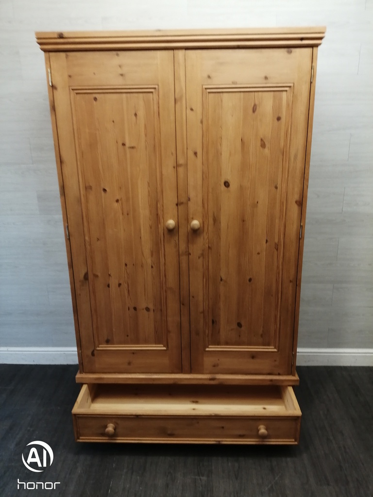 solid pine double wardrobe with drawer