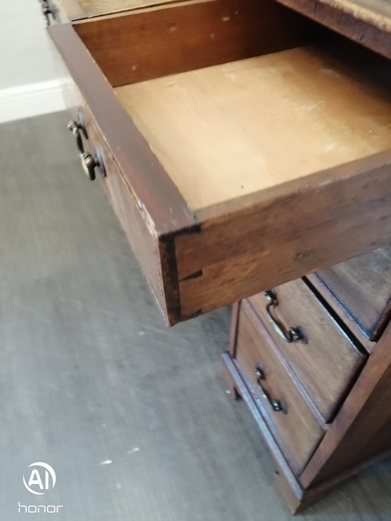 Lovely neat antique desk
