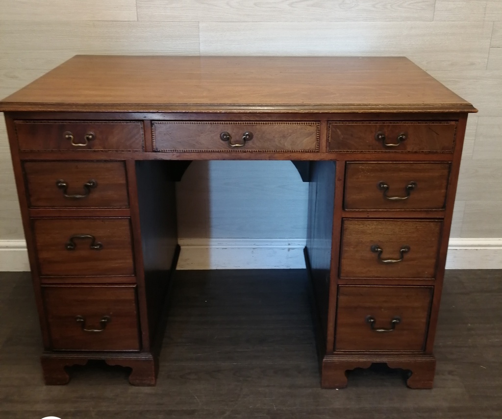 Lovely neat antique desk