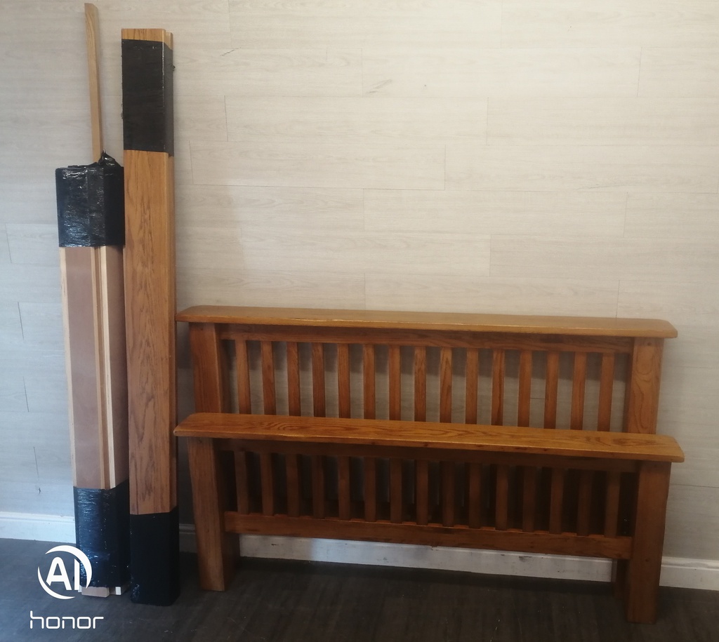 Quality Chunky 5ft Oak Bed Frame