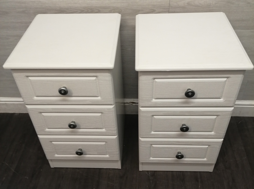 PAIR OF 3 DRAWER WHITE BEDSIDE CHESTS