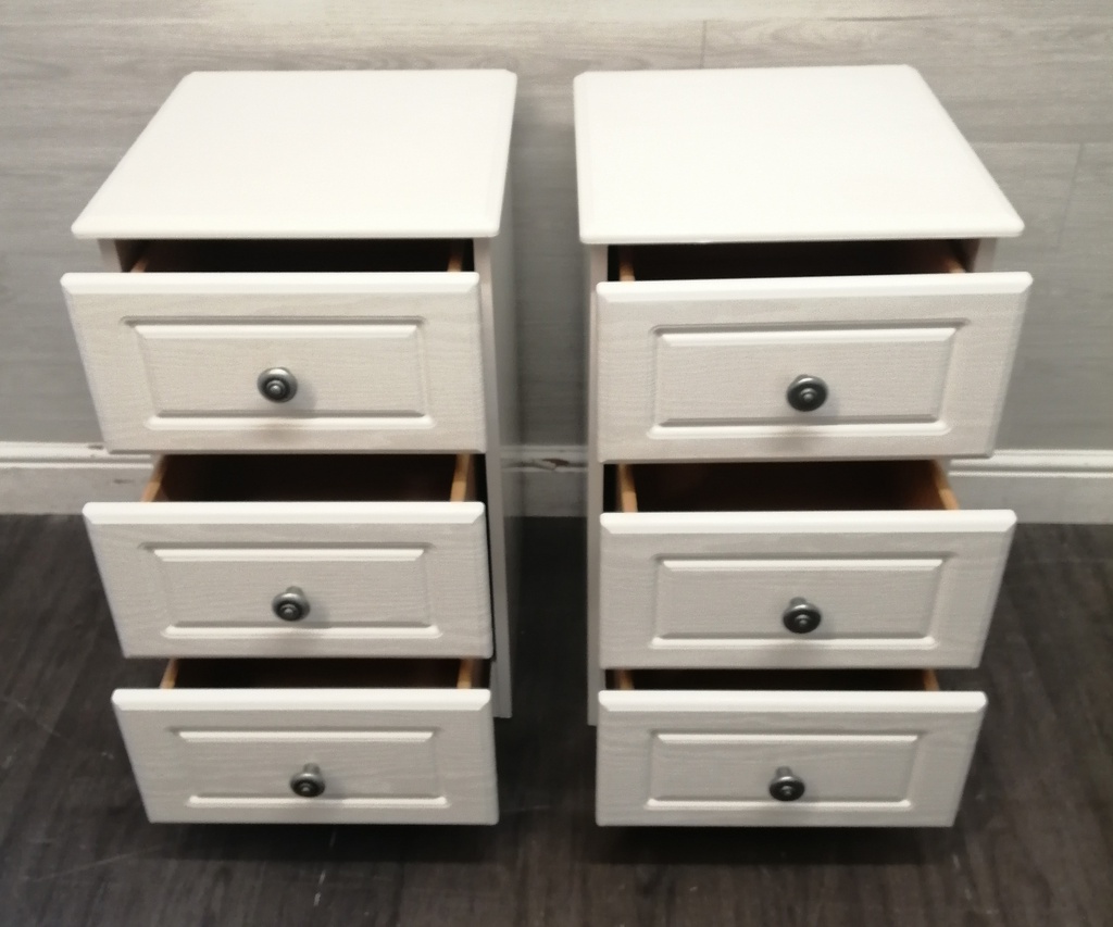 PAIR OF 3 DRAWER WHITE BEDSIDE CHESTS